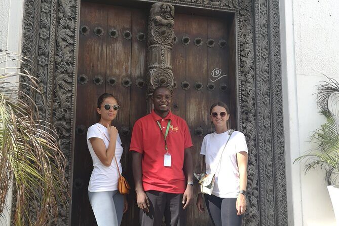 3-Hour Private Stone Town Walking Tour - Old Slave Market and Anglican Cathedral: heavy history, clear wayfinding
