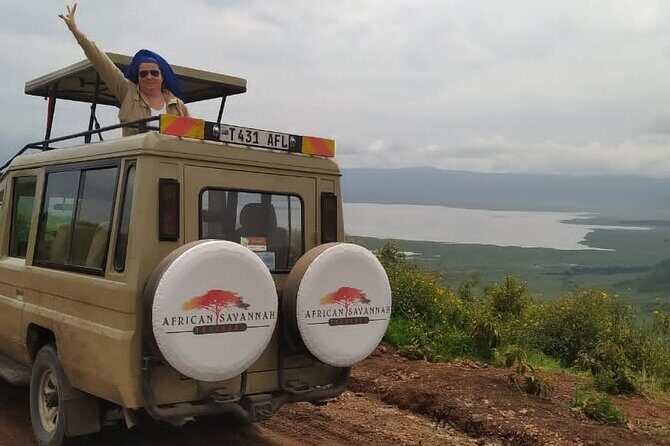 Best of Tanzania 5days 4nights safari - Lake Manyara: tree lions, a forest vibe, and local interactions