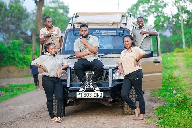 From Arusha: 6 Day Classic Game Drive Serengeti & Ngorongoro - Day 5 Ngorongoro Crater: Big Five odds from the volcanic rim