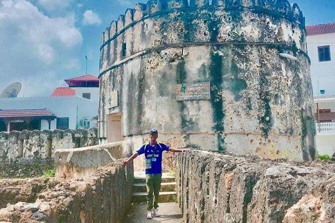 Full Day Holiday Package (Prison Island-Stone Town-Spice farm) - Stop 2: Stone Town Walking Tour With Specific Landmarks