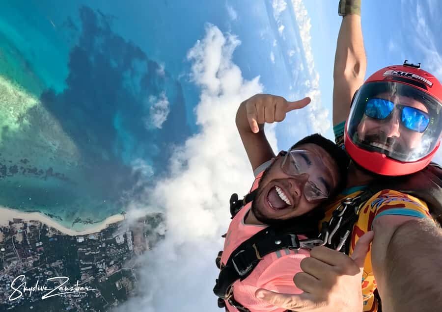 Kendwa: Tandem Skydive in Zanzibar - Photos and videos: why this included add-on is a big deal