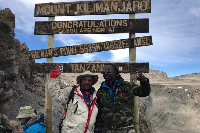 Kilimanjaro 7 Day Private Trekking Experience - Day 4 Barranco Wall and Karanga Valley: Where Your Hands Might Help
