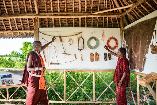 Maasai World - Asking questions with Maasai people (including direct answers)