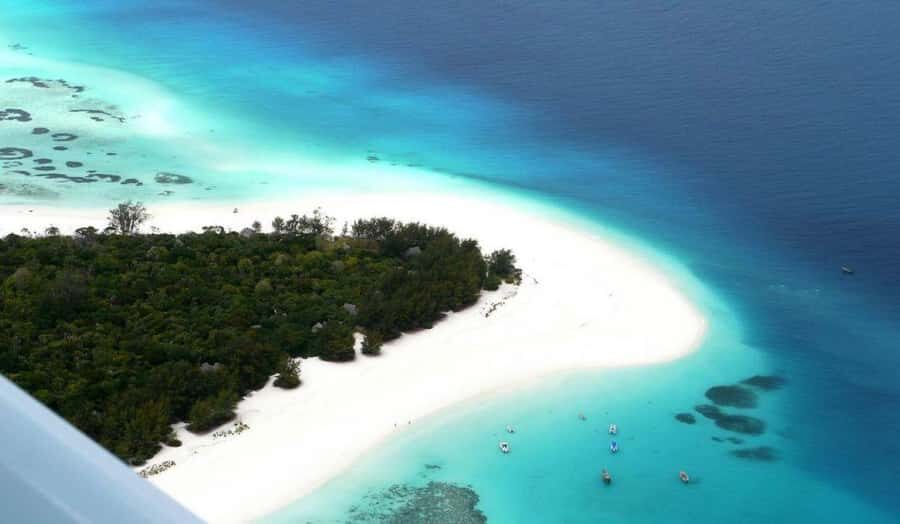 Mnemba Island, Turtle Tour, Kuza Cave, The Rock - Mnemba Island Atoll snorkeling: dolphins, turtles, and a relaxed sandbank setup