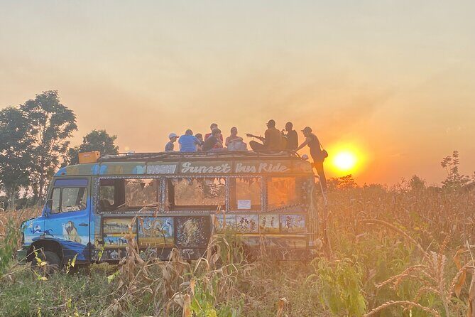 Moshi sunset experience - Moonrise Timing: Choosing the Different Kind of Magic