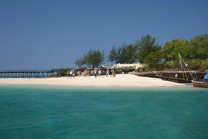 Nakupenda Beach Day Tour in Zanzibar - Seafood lunch on the beach: what’s included and how it feels in practice