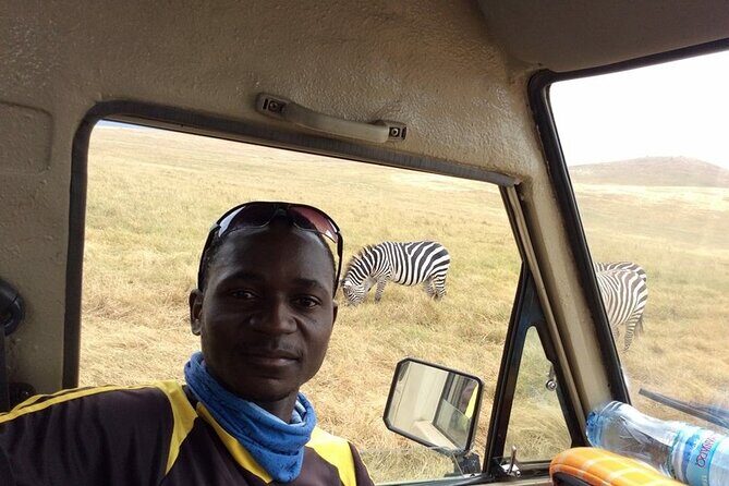 Ngorongoro Crater Day Trip - What’s in your vehicle: air-conditioning, binoculars, and charge options