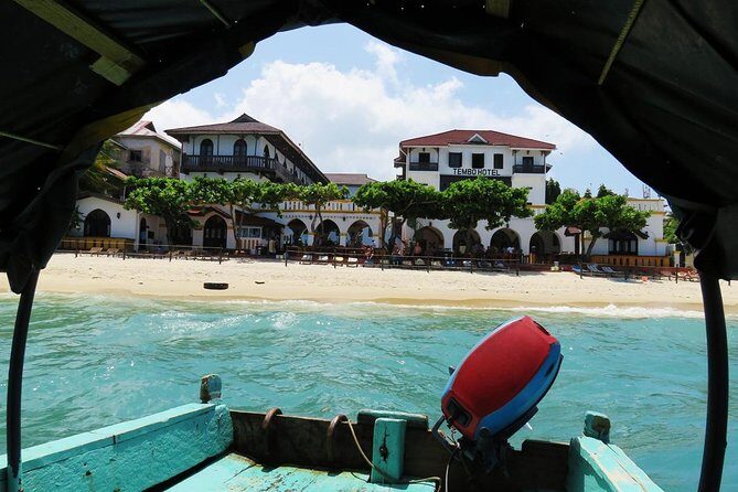 Prison island tours - Private tour pacing: why it feels better on the water