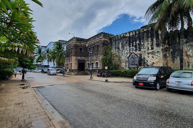 Private Stone Town Walking Tour - Stone Town on foot: what you actually get in 3 hours