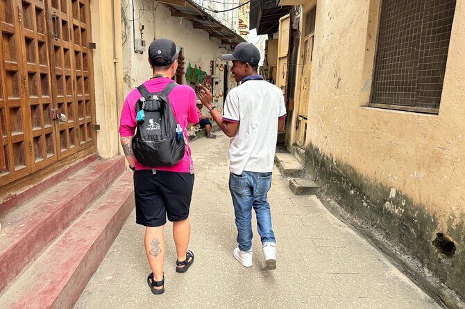 Private Walking Tour Of Stone Town - Starting at Forodhani: the perfect launch point