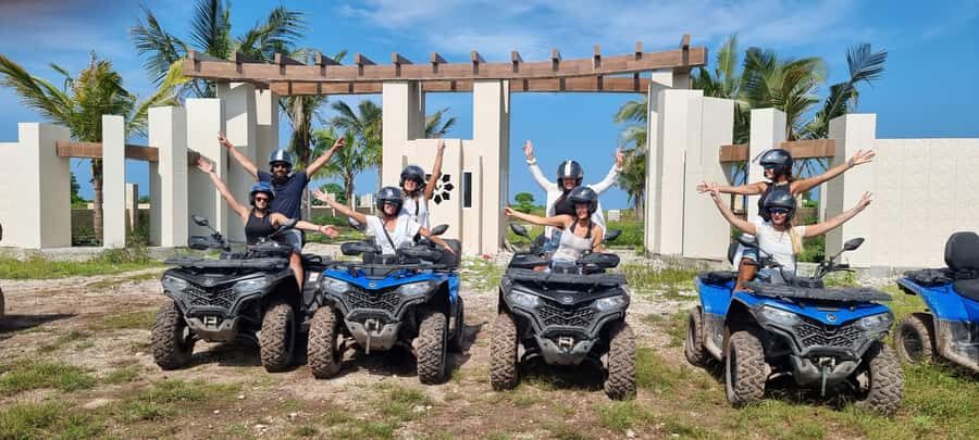 Quad Adventures in Zanzibar: Nungwi / Kendwa - ATV basics: driving the CF Moto 520 without the stress