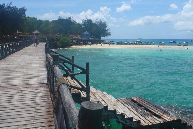 Stone Town and Prison Island from Zanzibar - Freddie Mercury Museum: Decide How Much You Care