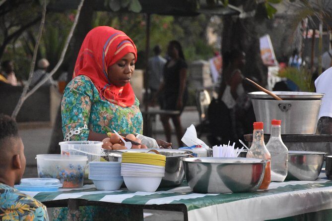 Stone Town Evening Walk Tour With Visit Food Markets - Africa House Sunset Bar: The Included Drink and the Real Purpose