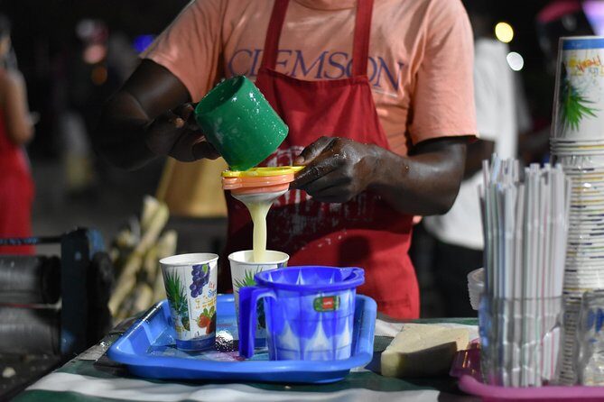 Stone Town Evening Walk Tour With Visit Food Markets - Logistics That Matter: Pace, Crowd Levels, and When to Go Hungry