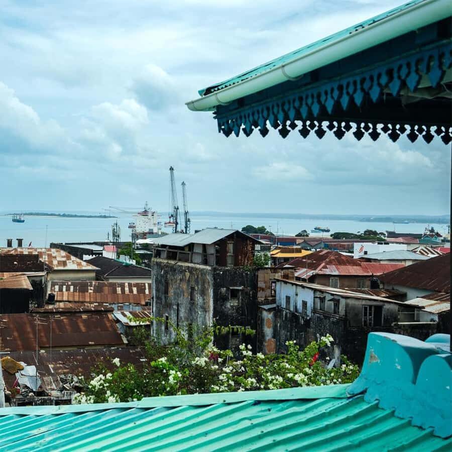 Stone Town Guided Tour: Culture, Slave Market & Spice Market - Starting with the Old Slave Market: A Hard Stop, Handled with Context