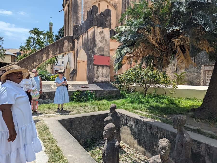 Stone Town: Stone Town and Prison Island Private Day Trip - National Museum, Arab Fort, and the Freddie Mercury house area