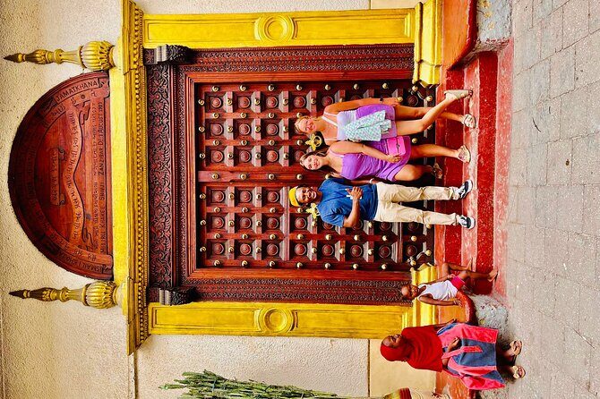 StoneTown Tours - Hamamni Persian Baths: the rooms that make history feel physical