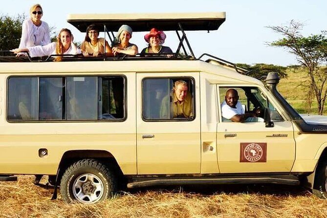 Tanzania Safari - The Great Migration in the North of the Serengeti and Lake Natron - Serengeti focus: Mara region and the migration mechanics