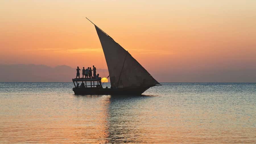 Zanzibar: Nungwi Sunset Dhow Cruise - Zanzibar Nungwi Sunset Dhow Cruise: what this outing is really like