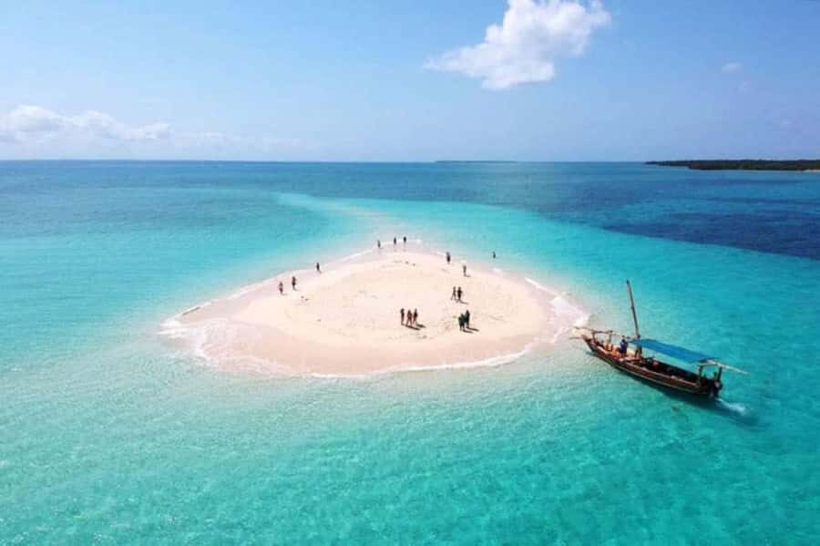 Zanzibar: Prison Island and Nakupenda Sandbank With Lunch - Prison Island and Nakupenda in One Day: The Value Mix