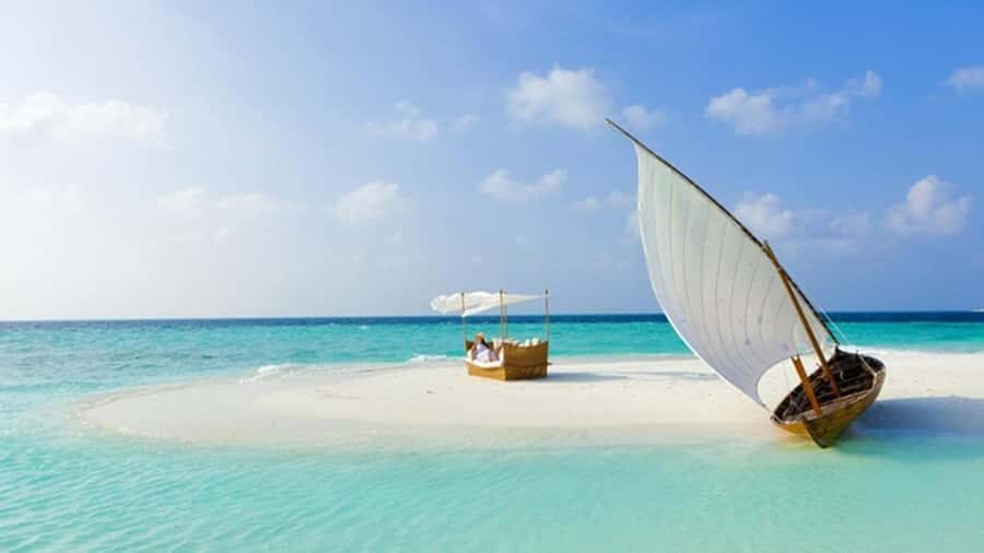 Zanzibar: Prison Island & Nakupenda Boat Tour with BBQ Lunch - Prison Island (Changuu): Old Ruins, Giant Tortoises, and the Wildlife Walk