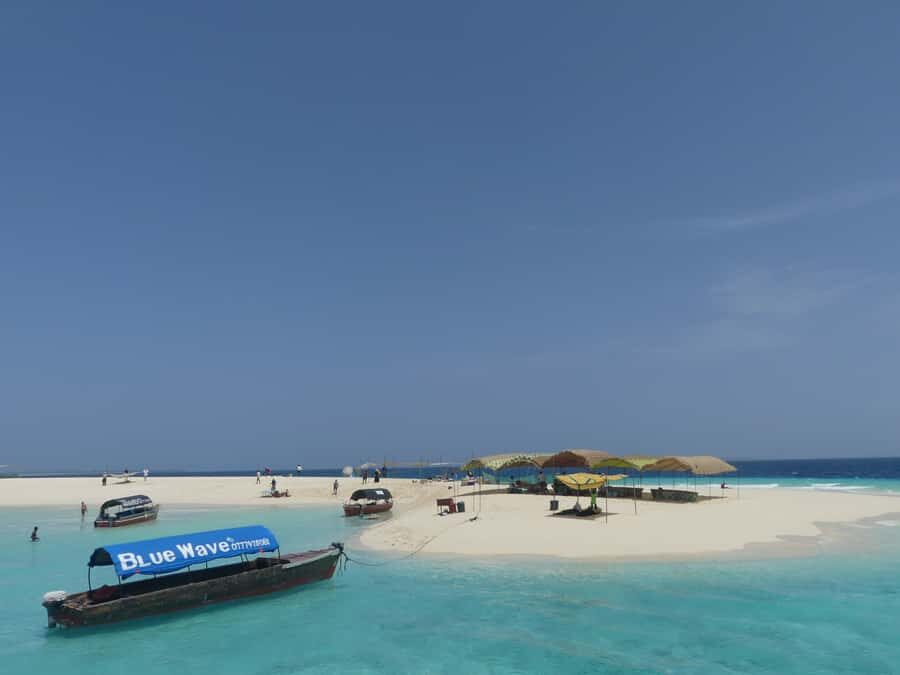 Zanzibar: Prison Island Tour with Lunch on the Sandbank - Meeting point reality check: how to avoid the day getting weird