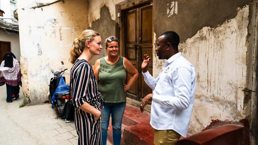 Zanzibar: Stone Town Historical Cultural Walking Guided Tour - Why Stone Town On Foot Beats a Checklist